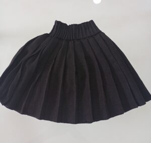 Saia tricot preta